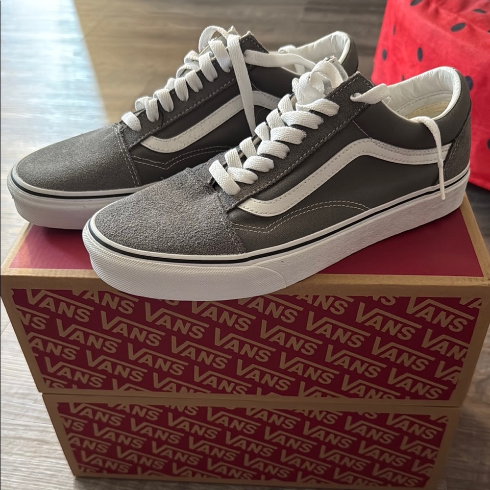 Vans Men's Charcoal and White Sneakers